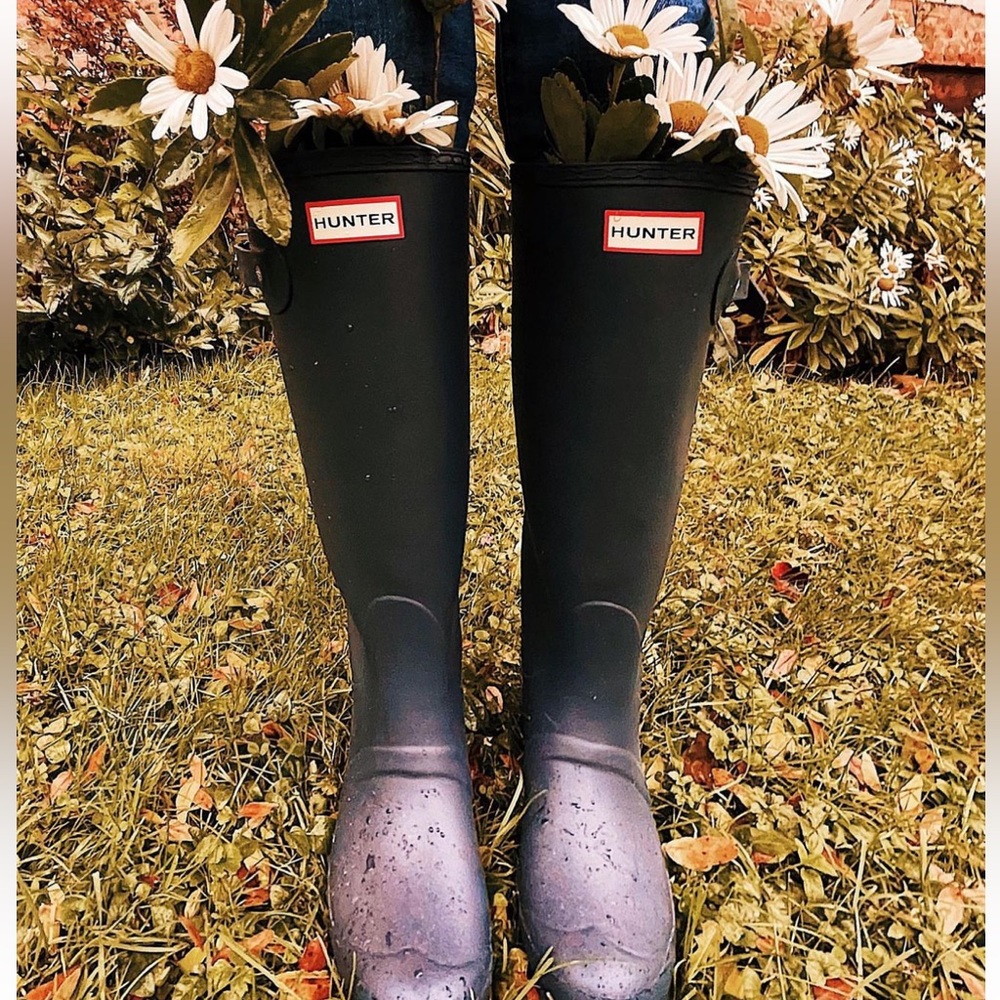 Tall Hunter Rain Boots wide calf matte navy adjustable width LIKE NEW box